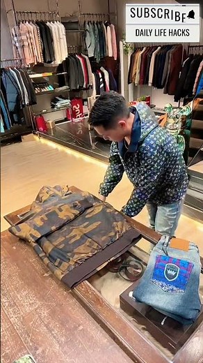 Folding Hacks For Packing 25 #foldinghacks #dailyhacks #clothing #clothes