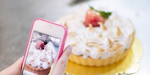 How to take great photos of food on a smartphone