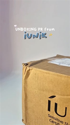 Humaira Nishat on Instagram: "Dekh lo na guysss🥹🫶 Ugc, ugc india, ugc community, ugc creators, skincare ugc, makeup ugc, beauty ugc, textured shots, macro lens, macro shots, satisfying, peaceful, perfect shot, skincare products, makeup products, content creators, influencers, ugc content creators, brands, brands collaboration, explore page, for you page, aesthetics, Pinterest, trending, viral, relatable, ugc content, BTS, behind the scenes, content creation, ugc in India, textures, texture sho