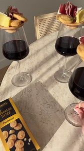 Here’s a great way to entertain the crowd this weekend - Our Jatz Cheese Fondue is SO delicious, and is sure to please everyone 🤤🧀 Here’s what you need to make it: 1 tsp olive oil 1 garlic clove 150 ml dry white wine 500g tasty cheese, grated 2 tsp cornflour Pepper to season Serve with Arnott’s Jatz, cabanossi, carrot, celery and pickles Method Heat oil and garlic in a medium saucepan over medium heat for 1-2 min. Add wine and bring to the boil. Stir in cheese and cornflour. Keep stirring on a