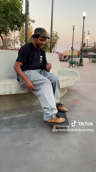 Tiago Lemos Skating: A Unique Approach