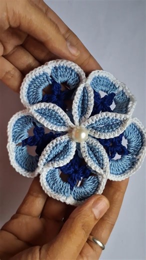 crochet 3d overlapping flower #crochet3dflower #crochetflowerdesign #crochetmotiftutorial