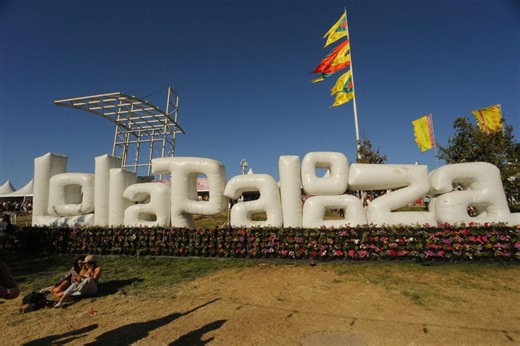 Lollapalooza: 30  Years of Headliners/Notable Acts