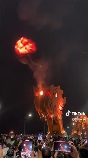 Dragon Bridge Fire & Water Show – Da Nang, Vietnam 🇻🇳 #asiatravel #banahills #danang