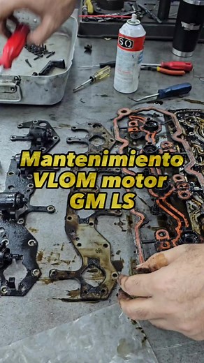 El Sistema AFM/DFM de GM "Activación Dinámica ó Activa de Combustible" por sus siglas en inglés. Se encargan de administrar el funcionamiento de los cilindros para mejorar el consumo de combustible. Estos sistemas en su mayoría (y allí incluyo varias marcas) son hidráulicos, dependen de él aceite para lograr el cometido de activar/desactivar el funcionamiento del cilindro. En el caso específico de los motores LS de GM. El sistema tiene un paquete de Solenoides, ubicado entre el valle de cilindro