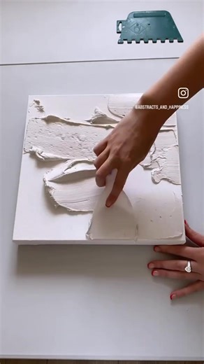 Playing with new patterns for a space themed set ⭐️ The first new painting of #2023 #texturedart #modern #texture #abstractart #modernart #white #homedecor #beach #abstract #minimalism #Rainbow #smallbusiness #adelaidemum #sydneymum #Melbourne #Sydney #perth #Brisbane #glenelg #adelaide #beachhouse #creators #upskill #onlinecourse #sidehustle #sidehustleideas #plasterart #textureart #wallart