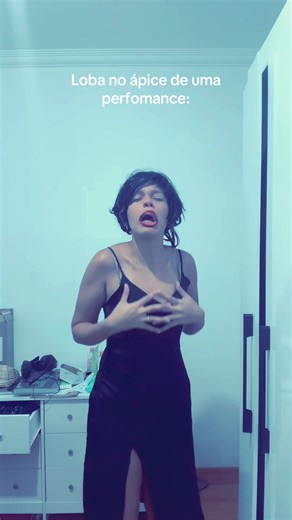 Loba no ápice: Humores e Memes em Dublagem