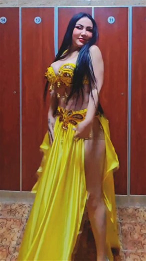 Hi ya Helen ☺️ 🤗 😘 💛💛💛💛💛💛💛💛💚💚💚 @mimabellydancer #mimabellydancer #beautiful ##model #cute #love #sexy #explore #dubai #alein #video #photo #dancer ##nightclub #dancer #art #مشاهير_الفن #الراقصة_ميما #مشاهير_الفن #دبي #العين | Mima Bellydance