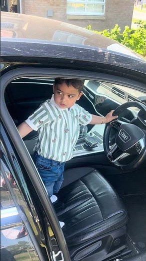 Baby boss is going for a drive (alone)
