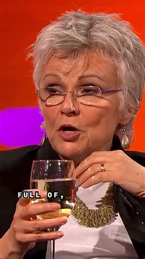 How Julie Walters met her husband! 😂🍷 #thegrahamnortonshow
