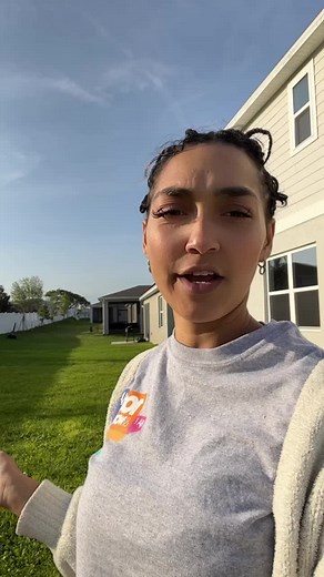 He is doing his due diligence 🫢🤣😅🤦🏻‍♀️ | justin and ashley