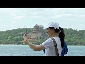 Samsung sees jump in Q3 earnings, beating analyst estimates | REUTERS