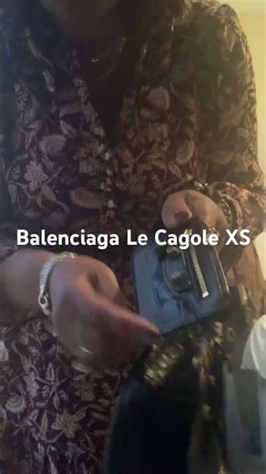 Balenciaga Le Cagole XS croc embossed leather shoulder bag #balenciaga #shoulderbag #hashtagshorts