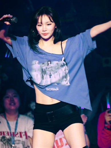 LE SSERAFIM Chaewon SMART 260711 DAY 1