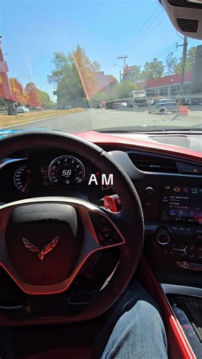 76 Stingray Corvette: Estilo y Potencia