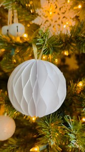 Create your own magic — one paper ornament at a time. ✨ 👉 Try this easy DIY and make your Christmas shine! #Christmas #diy #christmasdecor | Yasu Crafts & Cords