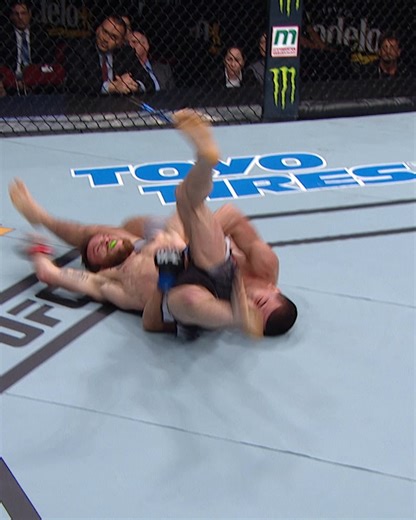 Takedown goes terribly wrong during this fight... 😳 📺📱💻 Stream thousands of fight classics on UFC Fight Pass | UFC