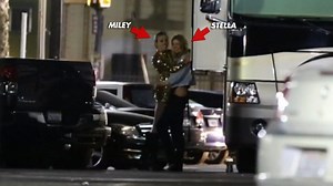 Miley Cyrus -- Makin' Out with Hot New Chick (PHOTO/VIDEO)
