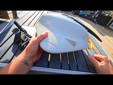 Unboxing the Stingray Cordless Pool Robot Vacuum!