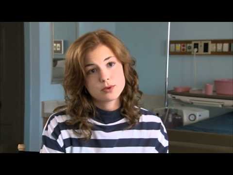 Beyond the Blackboard - Emily VanCamp Interview