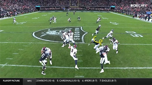 Quinton Jefferson lassos Lock for pivotal sack in fourth quarter