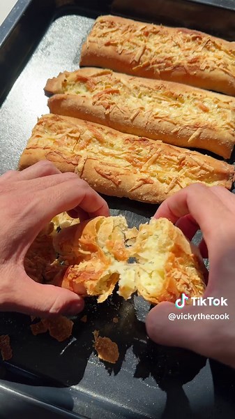 Πατατό- #πιτες με χωριάτικο φύλλο