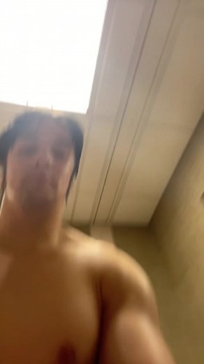 WAIT FOR IT. Btw this song slaps #Pecs #pose #flex #muscles #fyp #devilthatyouforgot