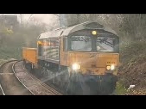 GBRf class 66 passing Kensal Rise station 