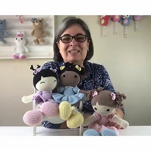 2.4K reactions · 526 shares |  Curso Online de Bonecas de Amigurumi!  Vou ensinar como fazer três modelos diferentes de Bonecas de Amigurumi exclusivas do Ateliê MariaRê. ➡ Mais informações: https://goo.gl/4HocLV ⬅ | Ateliê Maria Rê | Facebook