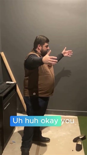 BOLT Builders | How Does a Home Golf Simulator Work?