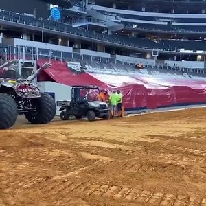 The Monsters have arrived!! #MonsterJam | Monster Jam