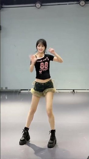 New Year's Eve dinner （HOTWAVE） #dance cover