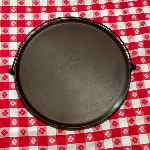 Vintage No. 12 Wagner Ware Cast Iron Griddle, Large Round Pancake Griddle #12 A, Bailed Handle, 1920s Sidney O, Cookware Gift for Collector - Etsy