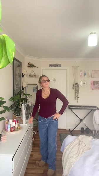 eevie🌷 (@eevie047)’s videos with original sound - 🪲