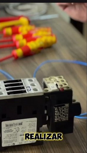 Como saber se o relé térmico está funcionando na automação industrial?