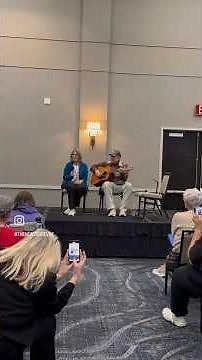 Doug, Emmy Jo, & Freddie Meet & Greet at the Hollywood Show!