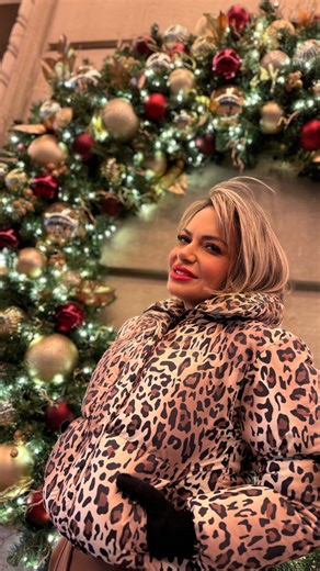 Andreea Antonescu | La mulți ani, 2026 🤍 Să fie un an cu adevăr, liniște și iubire acolo unde contează. Ce e al nostru rămâne. Restul se limpezește.... | Instagram