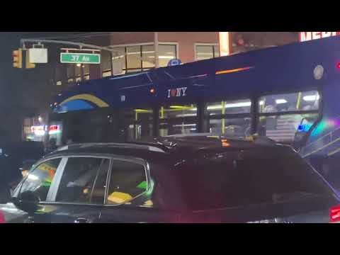 New flyer xd40 Q47 bus to East elmhurst.