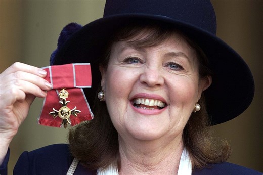 Pauline Collins, actor who starred in Shirley Valentine, dies aged 85 - AOL