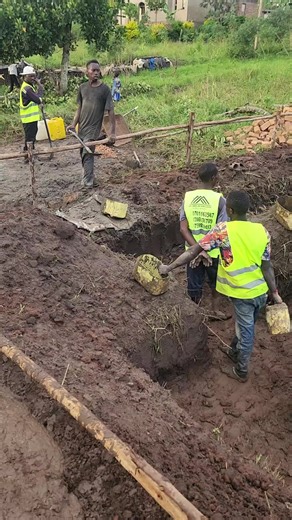 #marticconstructionuganda #marticfinishingug #omuzimbi #ekizimbekyolunaku #plan #kireama #lannypainters #jowaconstructions @MARTIC CONSTRUCTION UGANDA