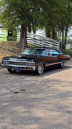 1967 Chevrolet Impala SS Classic Car Drive By Engine Sound The Barn Car Show Livonia 2025