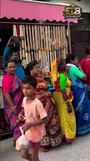 BHAJMAN RADHE🙏🙏 #bhajanclubbing #bhajmanradhe #radheradhe #vrindavan #shorts