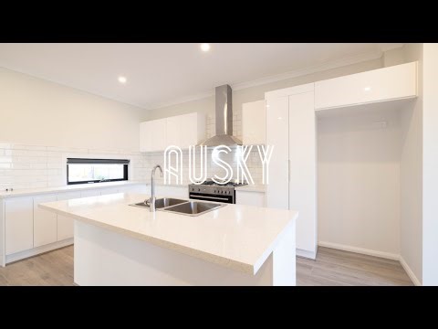 AUSKY - 2/1404 North Road, Clayton VIC 3168