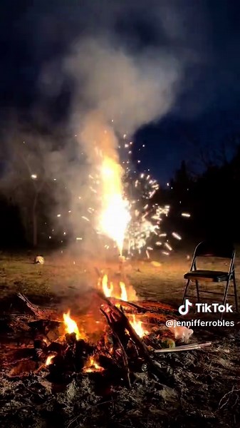 Jennifer Robles (@jennifferrobles)’s videos with sonido original - UVST