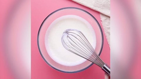 How to make a basketball theme cake