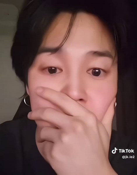 Namjoon: Celebrando o Carisma do Líder do BTS