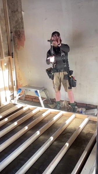 Innovative Ways to Use a Straight Claw Hammer