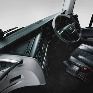 Outstanding passenger comfort and driver ergonomics. Have a look at the interior of the award-winning Volvo 9900! | Volvo Buses