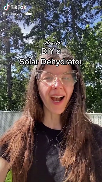 Dehydrate your food without a dehydrator! We are using natural energy to DIY a solar dehydrator! 🍊#diyfoodhacks #foodwastesolution #reducefoodwaste #solardehydrator #dehydratorfood #dehydrated #orangepeels #dehydratedoranges #dehydratedcitrus