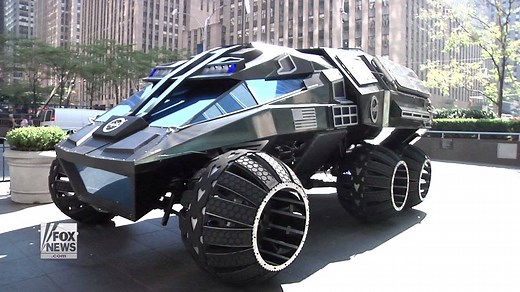 Former astronaut Jon McBride shows off NASA's Batmobile-like Mars rover prototype. Read more: http://fxn.ws/2vfAjTP | Fox News